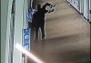 温州一小学生被老师拎起身子，悬空探出3楼窗外吓唬，警方已立案